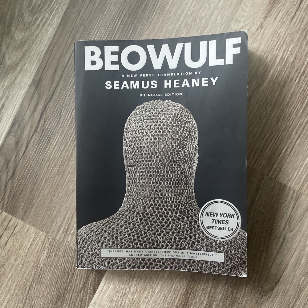 Beowulf: A New Verse Translation (Bilingual Edition) - Paperback - VERY GOOD